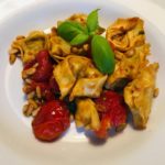 Tortellini mit glasierten Cherrytomaten